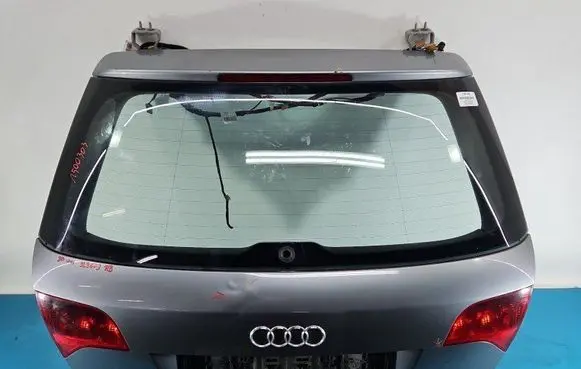 Tailgate/trunk/boot lid
