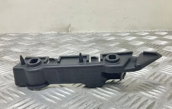 Audi A5 Sportback 8TA Front bumper mounting bracket 8T0807284A