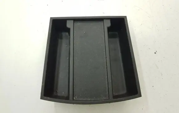 Chrysler 300 - 300C Glove box central console 04595985AA