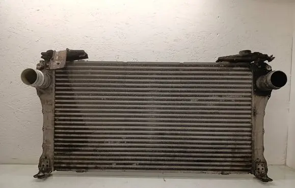 Toyota Avensis T270 Intercooler radiator 0R040