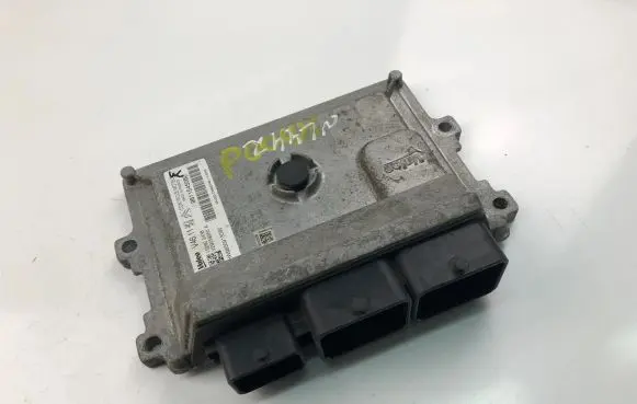 Peugeot 208 Engine control unit/module 9811545080