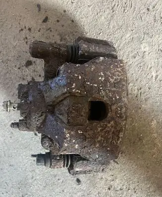 Mazda 6 Front brake caliper