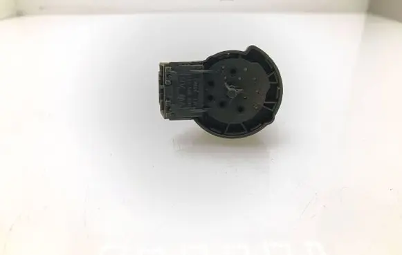 Volkswagen Transporter - Caravelle T5 Ignition lock contact 6R0905865