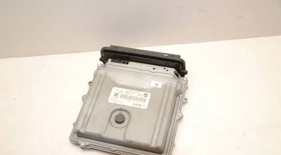 BMW 5 GT F07 Engine control unit/module 8509757 10306