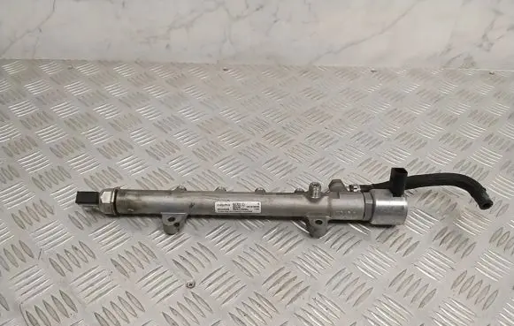 Mercedes-Benz C W204 Fuel main line pipe A6510700495