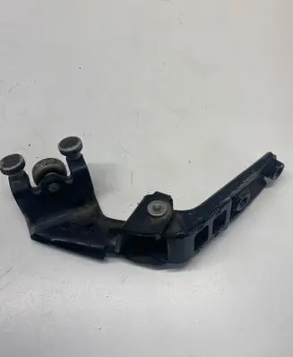 Volkswagen Transporter - Caravelle T5 Sliding door middle roller runner 7H0843336D