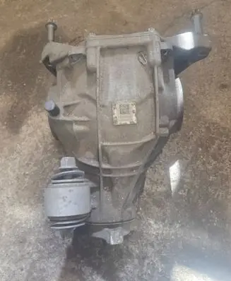 Mercedes-Benz E W213 Rear differential 2133504307 0610682004