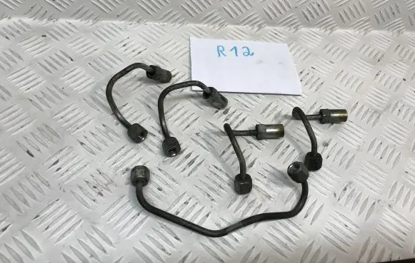 Opel Astra H Fuel injector supply line/pipe 