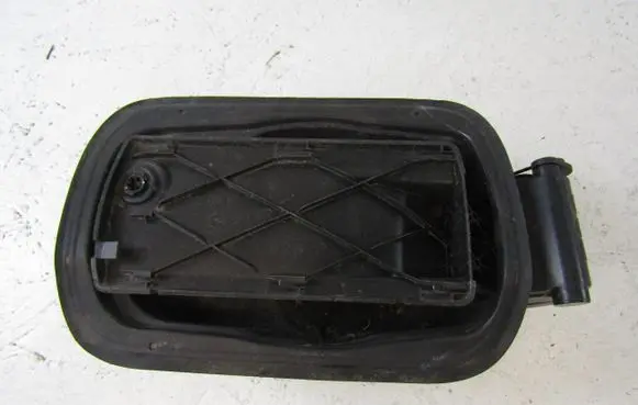BMW X4 F26 Fuel tank cap trim 7370263