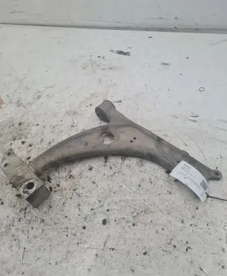 Volkswagen PASSAT B6 Front lower control arm/wishbone