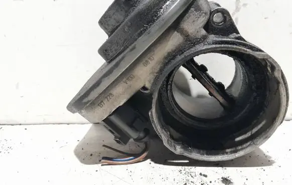 Audi A3 S3 8P Engine shut-off valve 038128063G