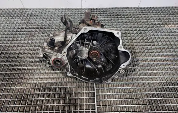 Chrysler PT Cruiser Manual 5 speed gearbox P05080980AC