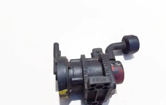 Opel Zafira A Turbo solenoid valve 4522371 4715396