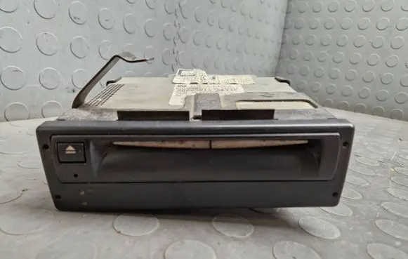 BMW 5 E39 Navigation unit CD/DVD player 8378168