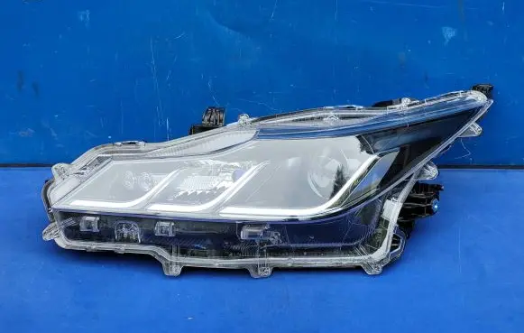 Toyota Corolla E210 E21 Headlight/headlamp 8115002T3100