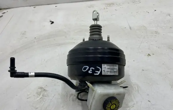 BMW 3 F30 F35 F31 Brake booster 6872135 0204824361 22203024067