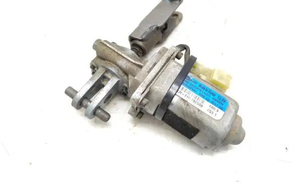 Hyundai Sonata Seat adjustment motor 88030NF541 8500057