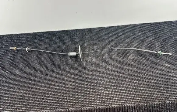 Chevrolet Malibu Gear shift cable linkage 841260021806
