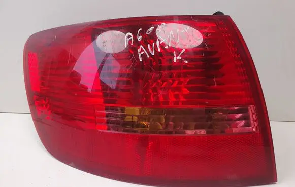 Audi A6 S6 C6 4F Rear/tail lights 4F9945095 89034302