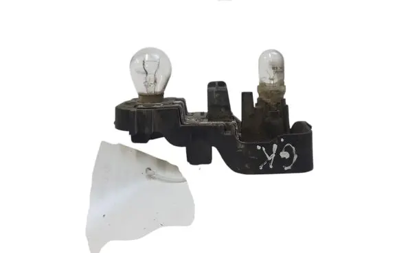 Ford C-MAX II Tail light bulb cover holder AM5113N004HA