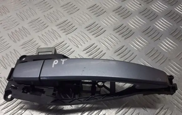 Opel Zafira B Rear door exterior handle