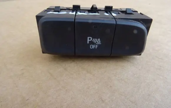 Opel Mokka B Parking (PDC) sensor switch 00031777