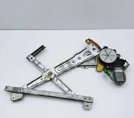 Subaru Impreza I Rear door window regulator with motor 