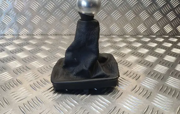 Peugeot 206 CC Gear lever shifter trim leather/knob 