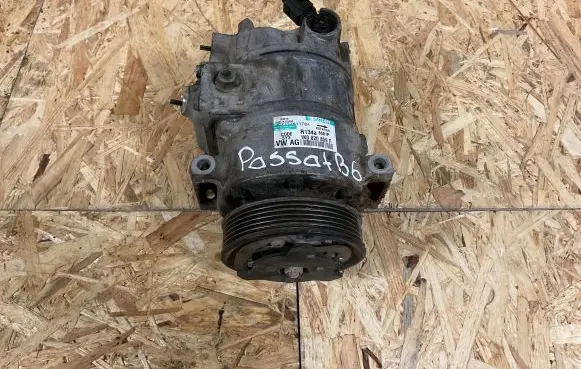 Volkswagen PASSAT B6 Air conditioning (A/C) compressor (pump) 1K0820859F 077526117B4 R134A8681P