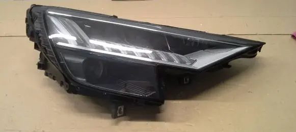 Audi Q8 Headlight/headlamp 4M8941036