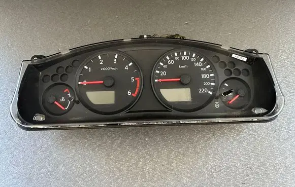 Nissan Navara Speedometer (instrument cluster) 248103X21D