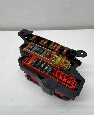 Audi A4 S4 B8 8K Fuse module 8K0971845