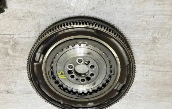 Audi A3 8Y Flywheel 04c405266h