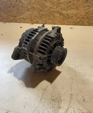 Nissan Murano Z50 Generator/alternator 23100CN100