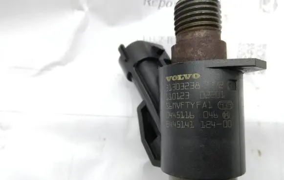Volvo V70 Fuel injector 0445116046 CRL318