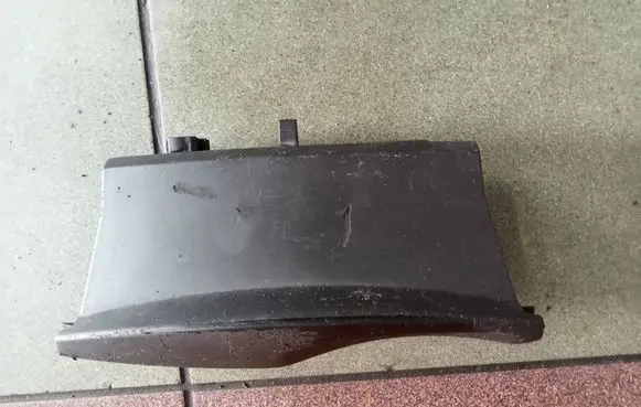 Renault Laguna II Car ashtray 8200285468 R8116745 R81167001