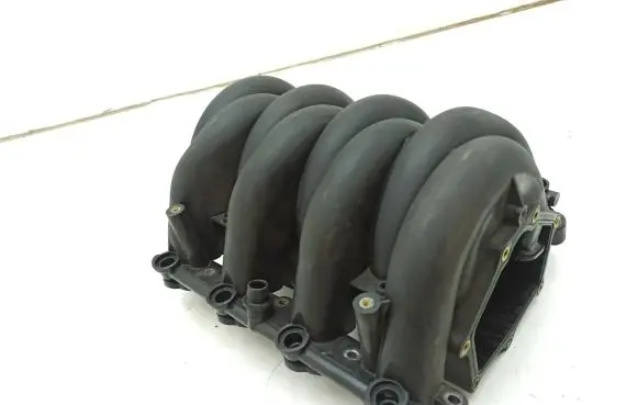 Jaguar XJ X308 Intake manifold XW939425CB XW939C663CC