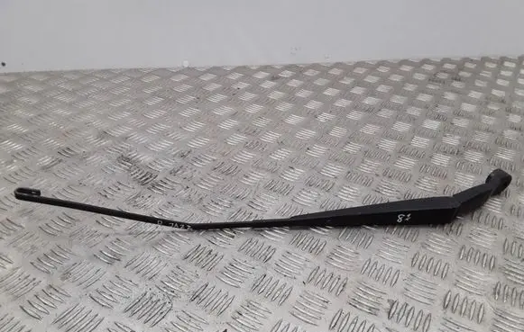 Windshield/front glass wiper blade