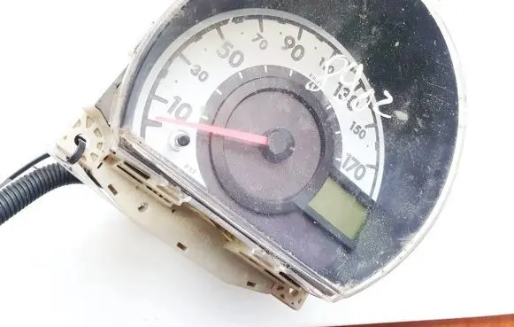 Toyota Aygo AB10 Speedometer (instrument cluster) 838000h011a 83800-0h011-a