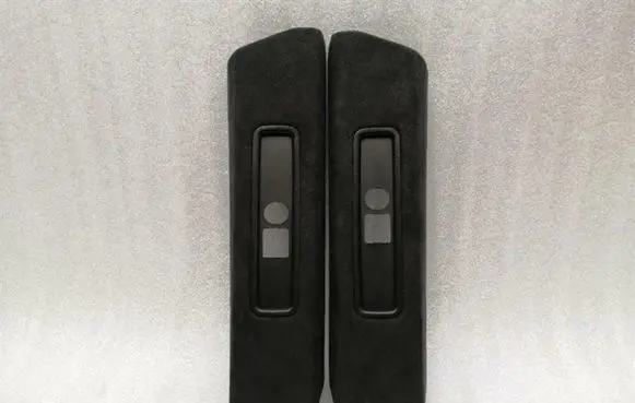 Porsche 911 996 (B) pillar trim (top)