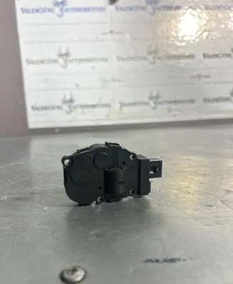 BMW 3 E92 E93 Air flap motor/actuator EFB332 CS339 CZ113960071