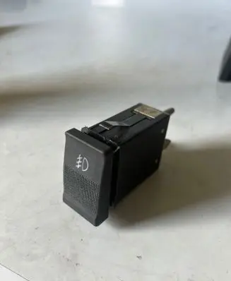 Volkswagen PASSAT B5.5 Fog light switch 893941535