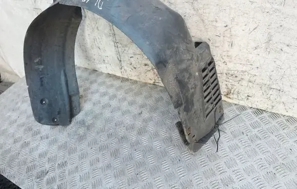 Audi TT Mk1 Front wheel arch liner splash guards 8N0821172B