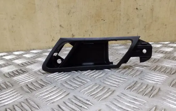 Mercedes-Benz ML W164 Other front door trim element