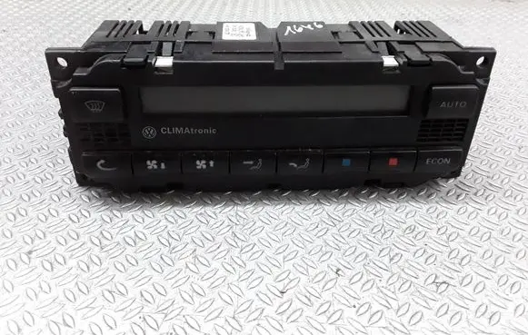 Volkswagen PASSAT B5.5 Climate control unit 3B1907044H