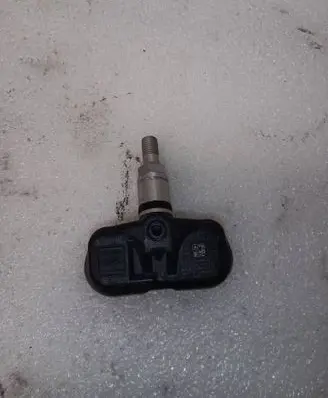 Nissan Juke I F15 Tire pressure sensor 10830127F1 2009DJ5317 E98122