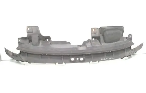 Ford Fiesta Front bumper mounting bracket C1BB17n763A 16819 C8L6C