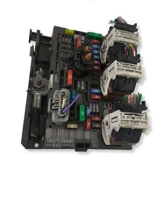 Fiat Scudo Fuse module 9807028680