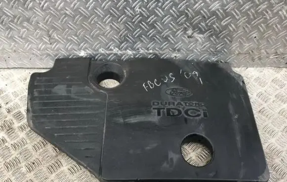 Ford Focus Engine cover (trim)