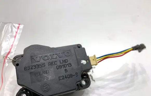 Volvo XC90 Air flap motor/actuator 8623355